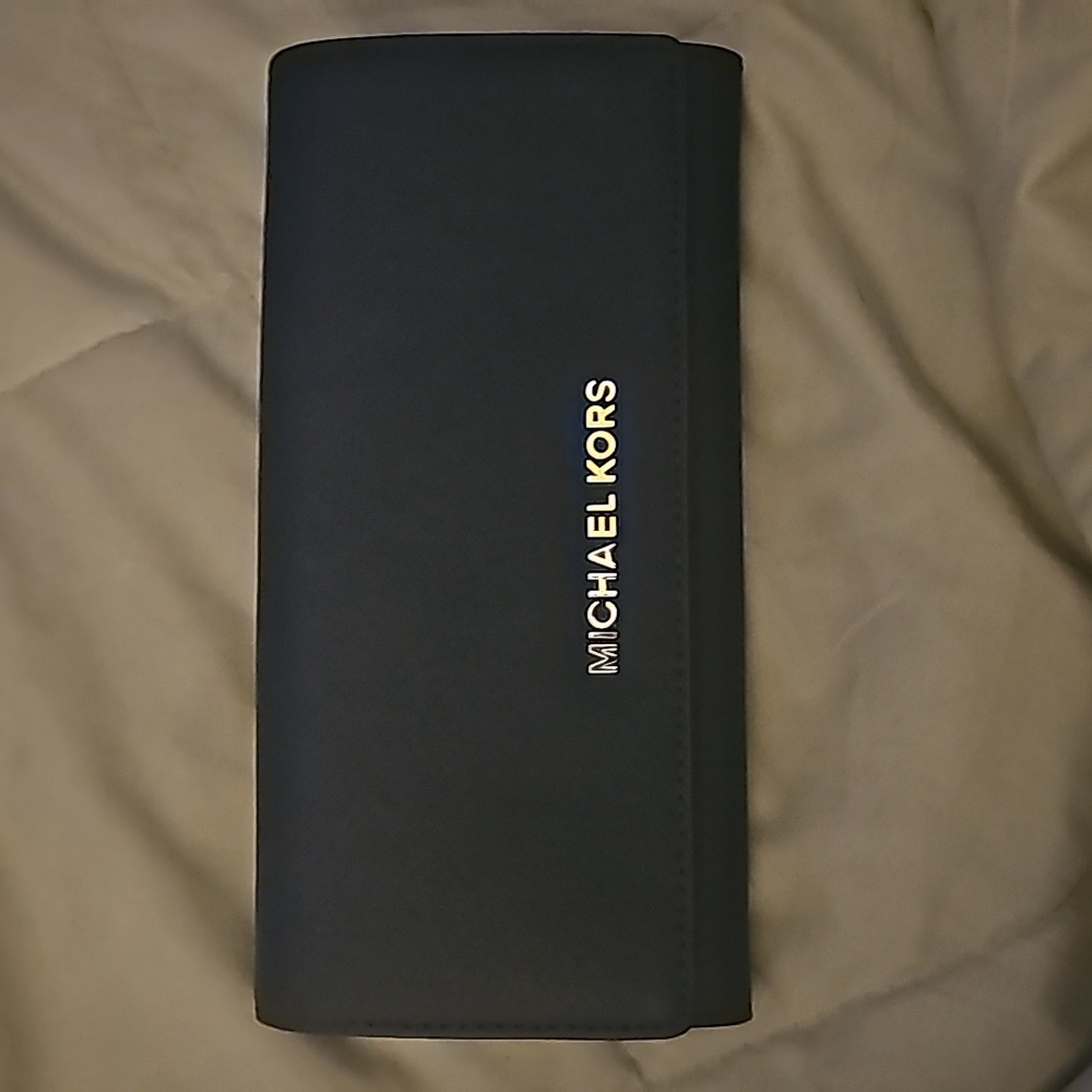 Michael Kors wallet